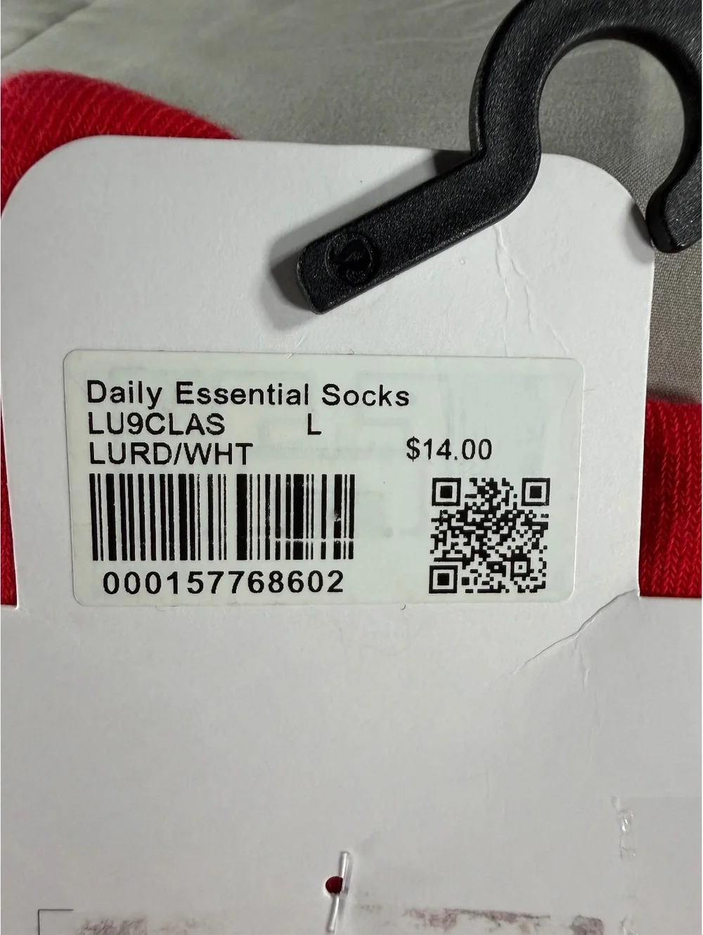 Lululemon Daily Essential Crew Length Socks Large in Lulu Red & White